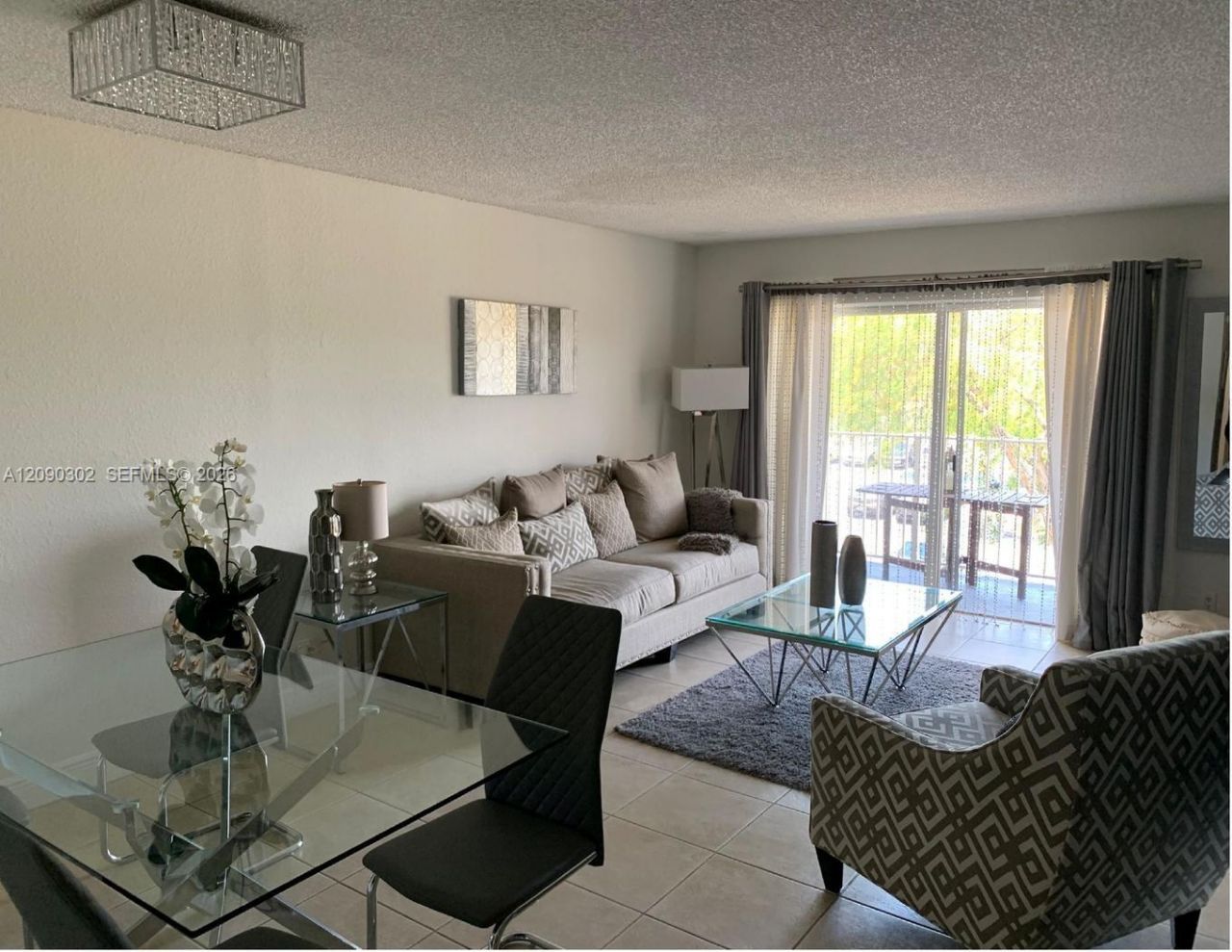 5221 Geneva Way , Unit 304, Doral, FL 33166 Photo