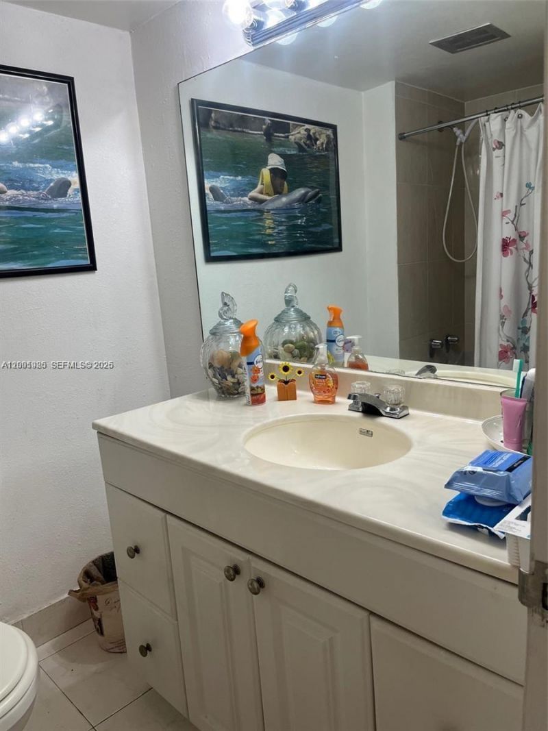 4640 NW 79th Ave, Unit 2A, Doral, FL 33166 Photo