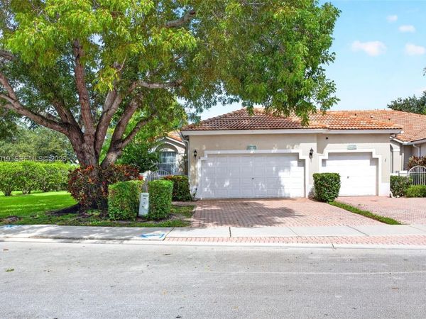 2501 E Aragon Blvd , Unit 1, Sunrise, FL 33313