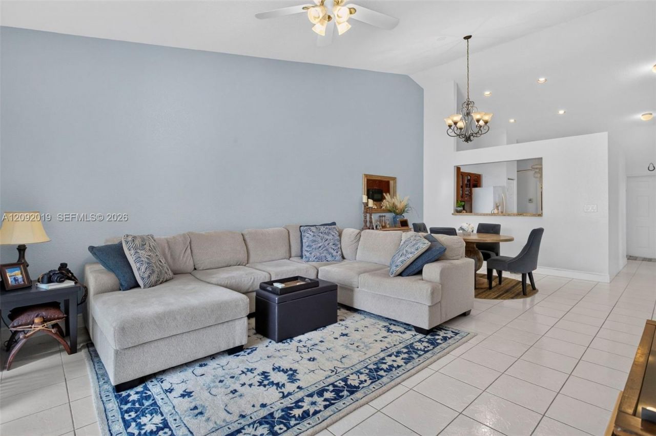 2501 E Aragon Blvd, Unit 1, Sunrise, FL 33313 Photo