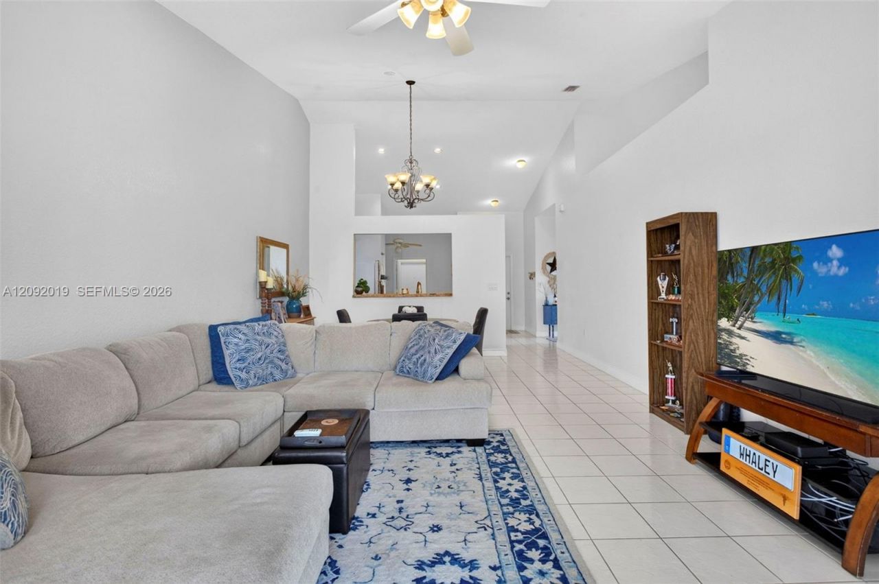 2501 E Aragon Blvd, Unit 1, Sunrise, FL 33313 Photo