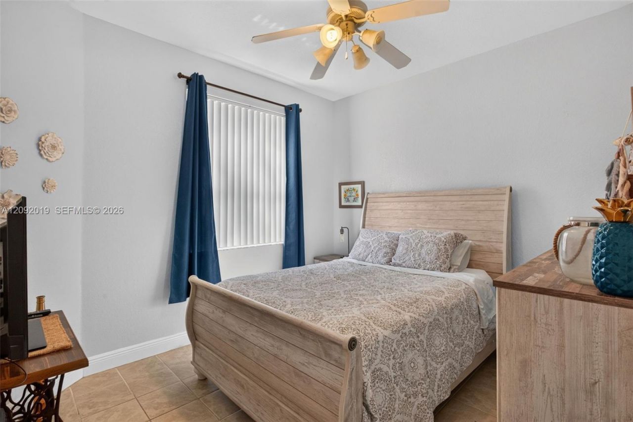 2501 E Aragon Blvd, Unit 1, Sunrise, FL 33313 Photo