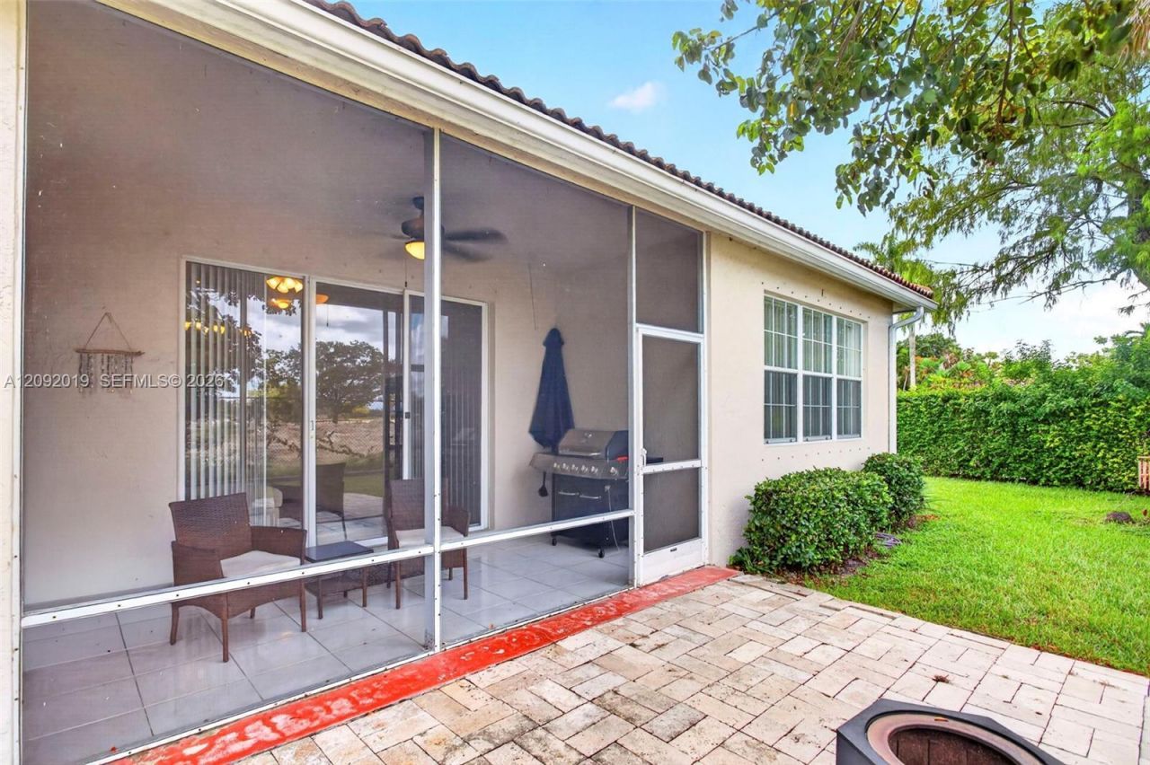 2501 E Aragon Blvd, Unit 1, Sunrise, FL 33313 Photo