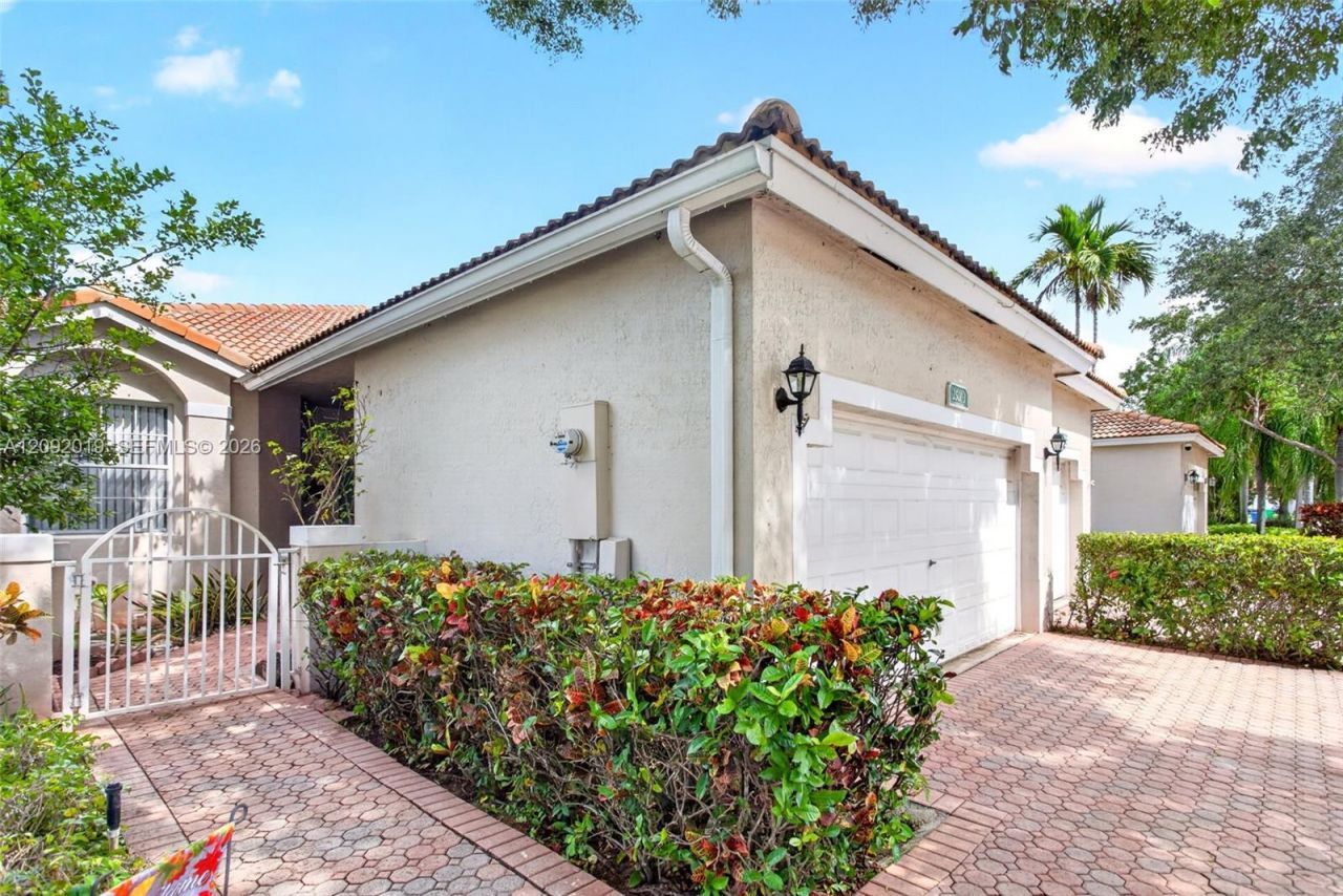 2501 E Aragon Blvd, Unit 1, Sunrise, FL 33313 Photo