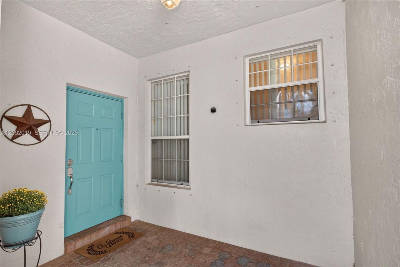 2501 E Aragon Blvd, Unit 1, Sunrise, FL 33313 Photo