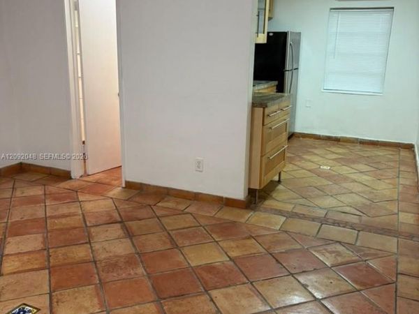 645 NE 77th St , Unit 8, Miami, FL 33138