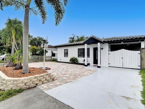 332 NW 45th St , Fort Lauderdale, FL 33309
