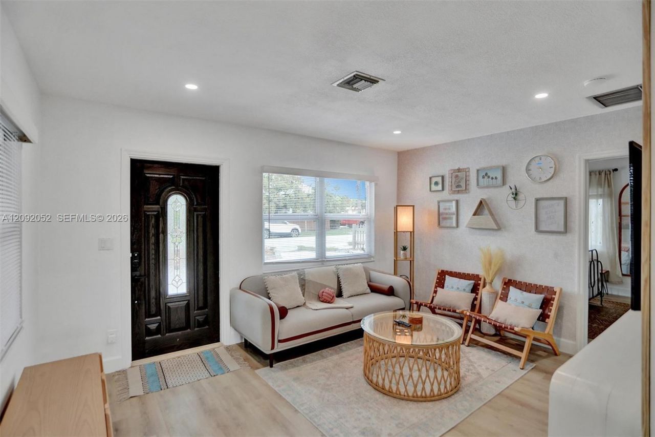 332 NW 45th St, Fort Lauderdale, FL 33309 Photo