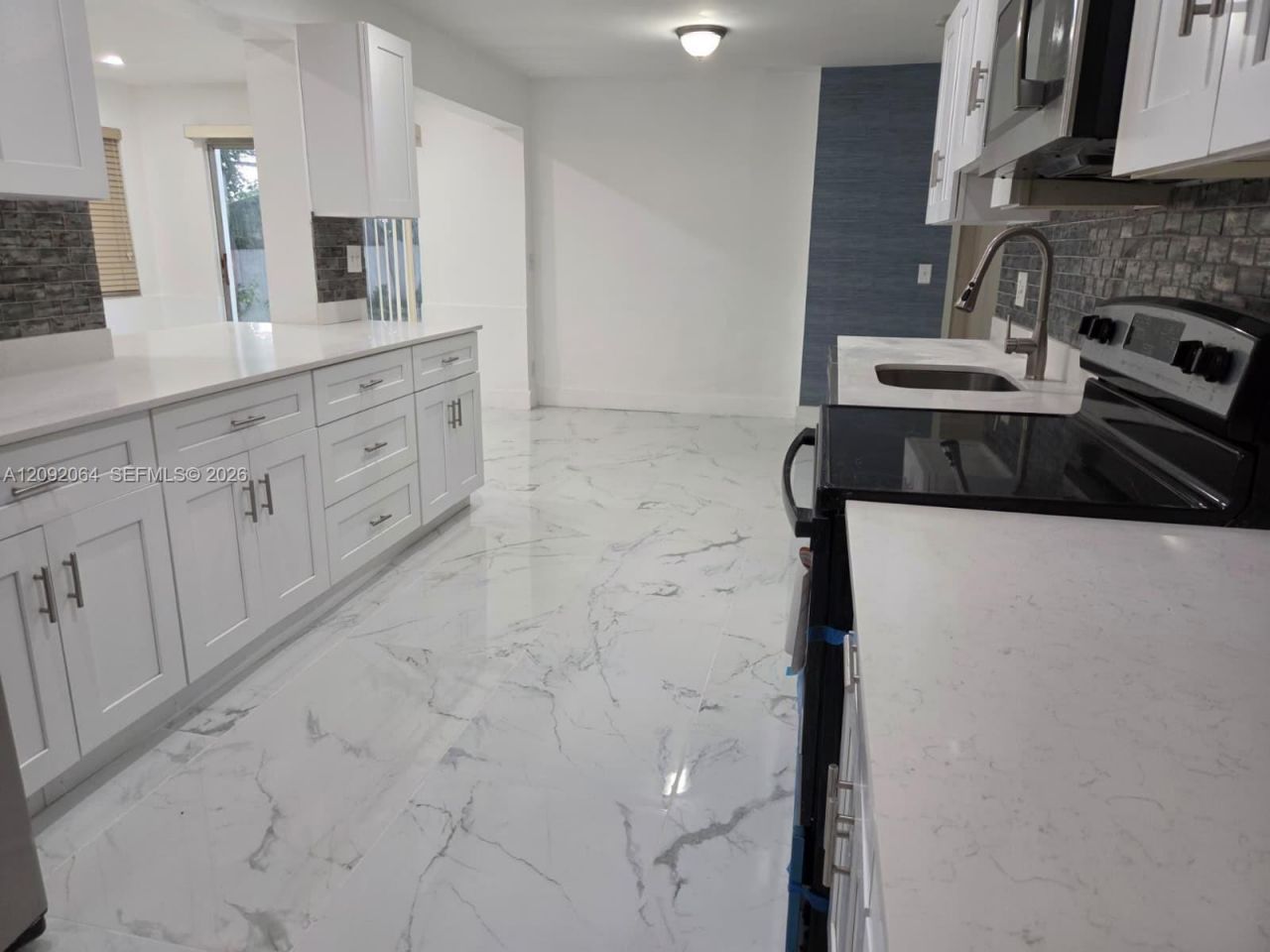 831 N 72nd Way , Hollywood, FL 33024 Photo