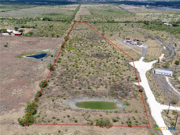 1620 Dietert Road , Seguin, TX 78155