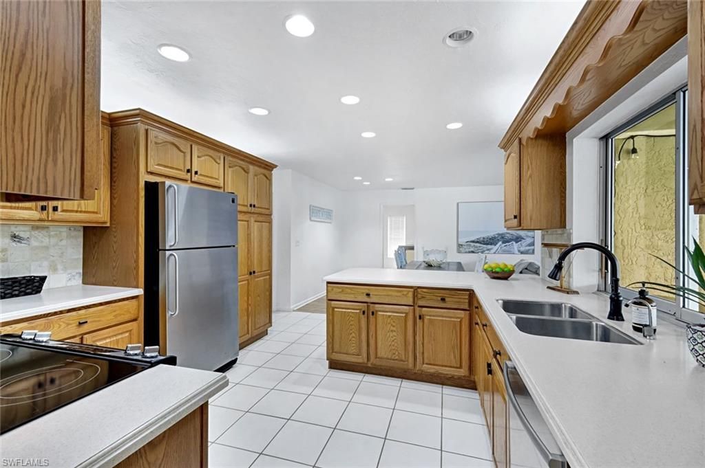 1768 Whiskey Creek Dr, Fort Myers, FL 33919 Photo