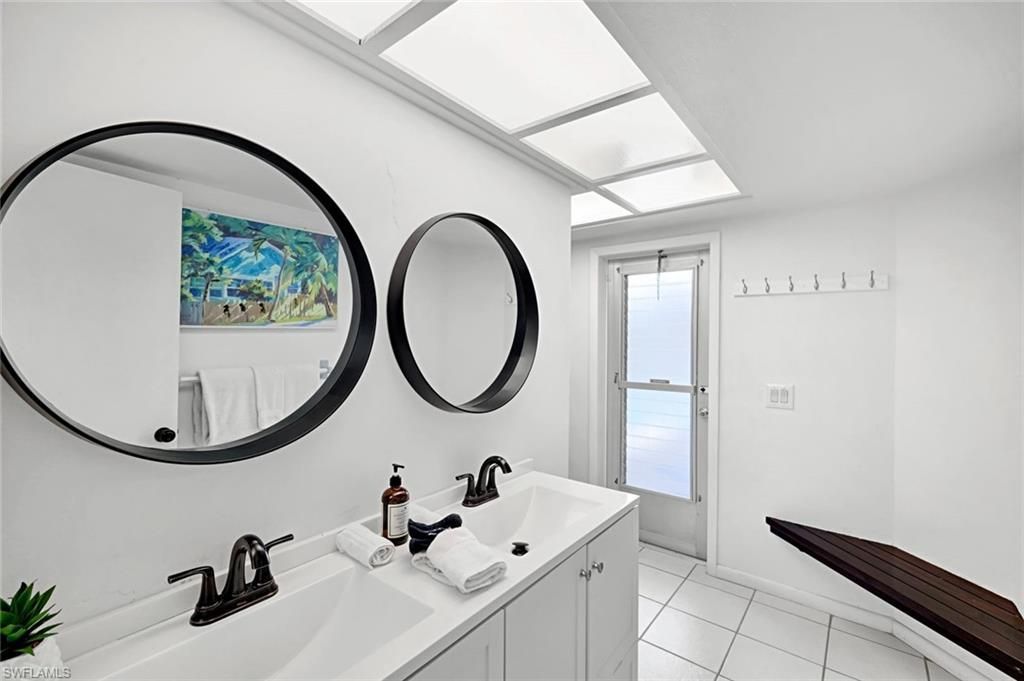 1768 Whiskey Creek Dr, Fort Myers, FL 33919 Photo