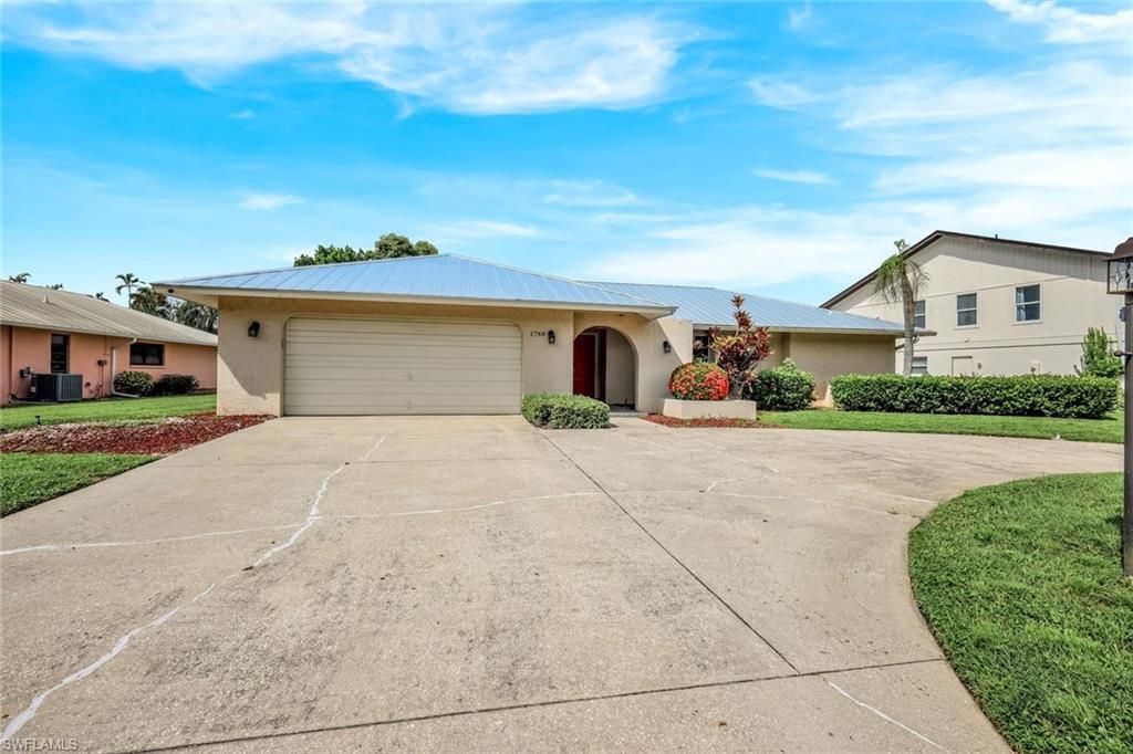 1768 Whiskey Creek Dr, Fort Myers, FL 33919 Photo