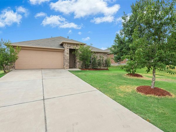 184 Kookaburra BND, Kyle, TX 78640