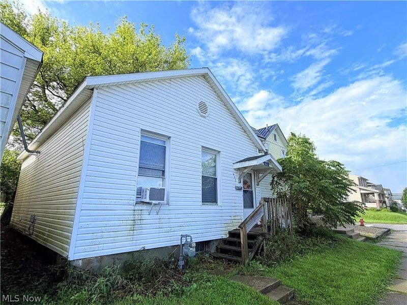 603 Harding Way E, Galion, OH 44833 Photo 2