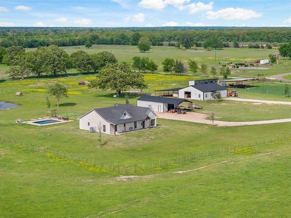 633 CR 44550, Paris, TX 75462