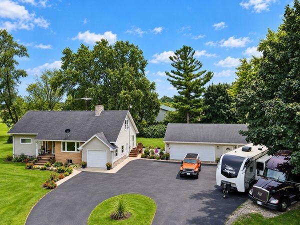 17211 Winfield Rd, Bristol, WI 53104