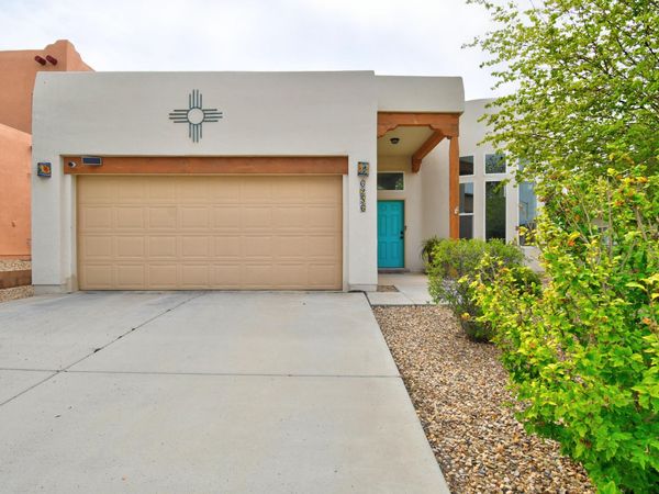 6256 Nueva Espana Road NW, Albuquerque, NM 87114