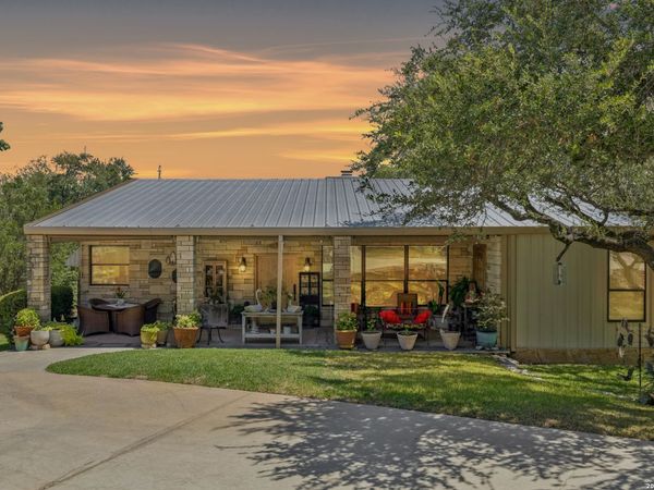 504 BUCK TRL, Canyon Lake, TX 78133