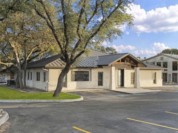 9518 Tioga Dr, San Antonio, TX 78230