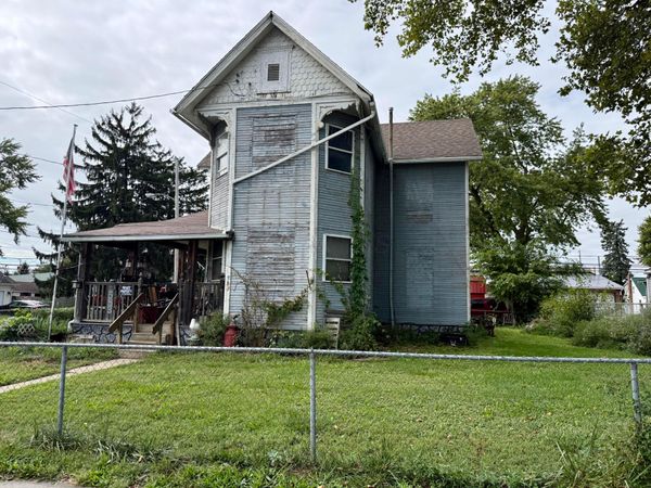 583 N State Street , Marion, OH 43302