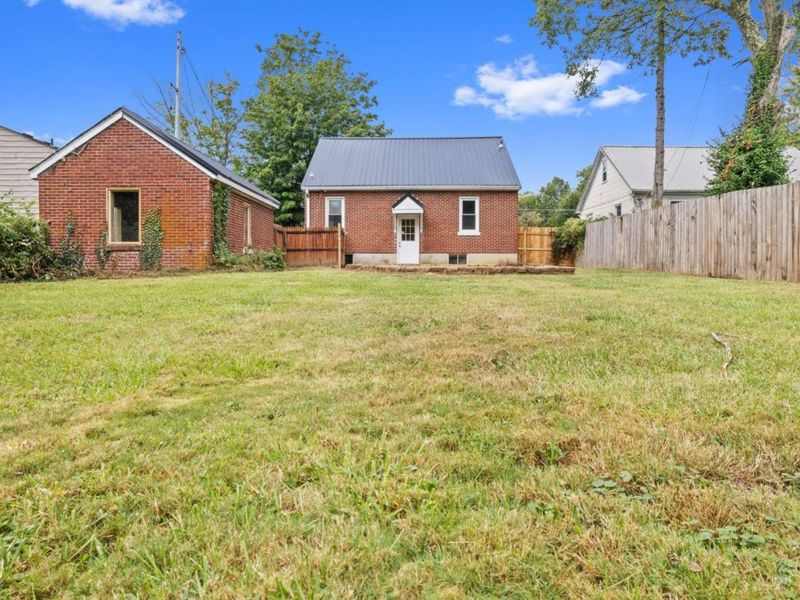 204 Grandin Drive, Pleasant Township, OH 45121 Photo 11