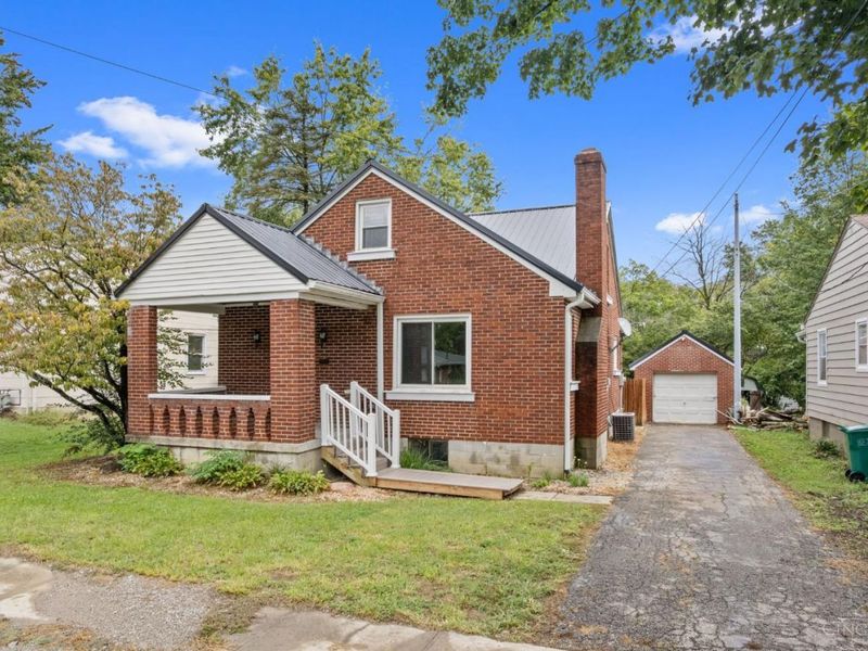 204 Grandin Drive, Pleasant Township, OH 45121 Photo 3