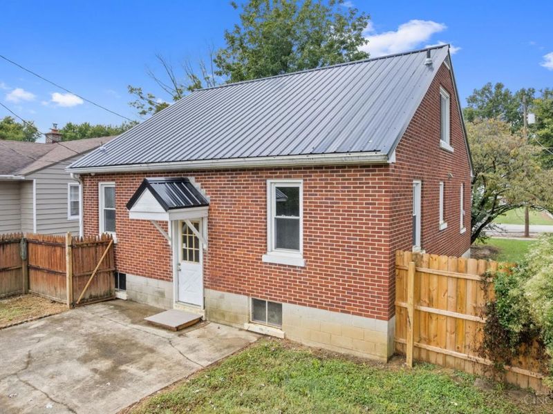 204 Grandin Drive, Pleasant Township, OH 45121 Photo 8