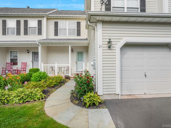 21 Osborne Glen , Poughquag, NY 12570
