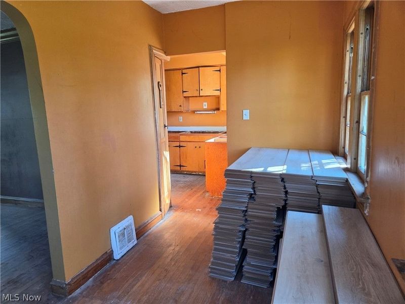 5245 Theodore Street, Maple Heights, OH 44137 Photo 14