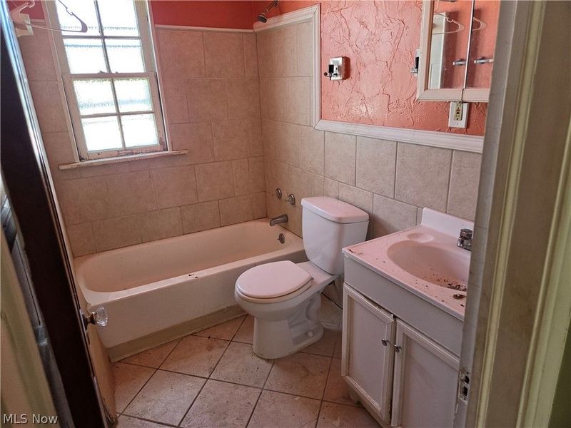 5245 Theodore Street, Maple Heights, OH 44137 Photo 15