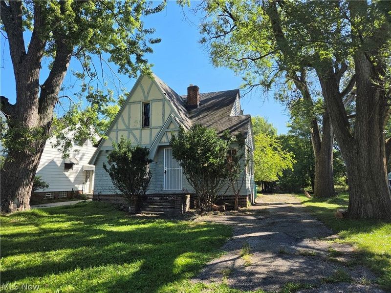 5245 Theodore Street, Maple Heights, OH 44137 Photo 2