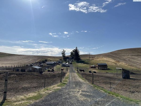 2240 SR 272, Colfax, WA 99111