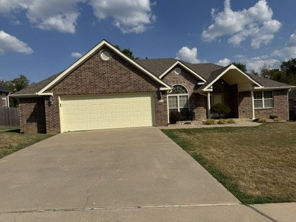 705 N 27th Street, Rogers, AR 72756