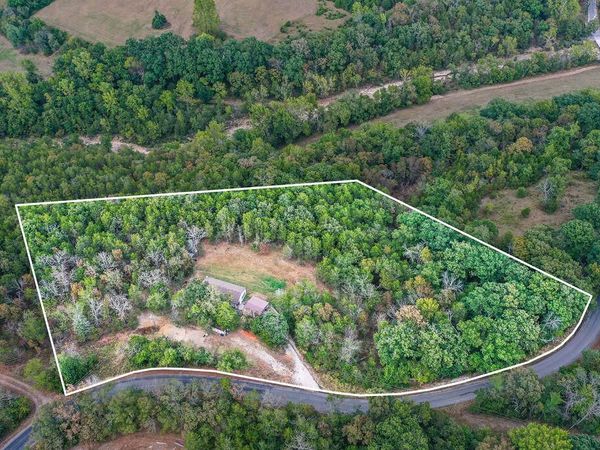 1053 Cane Creek Road , Kissee Mills, MO 65680