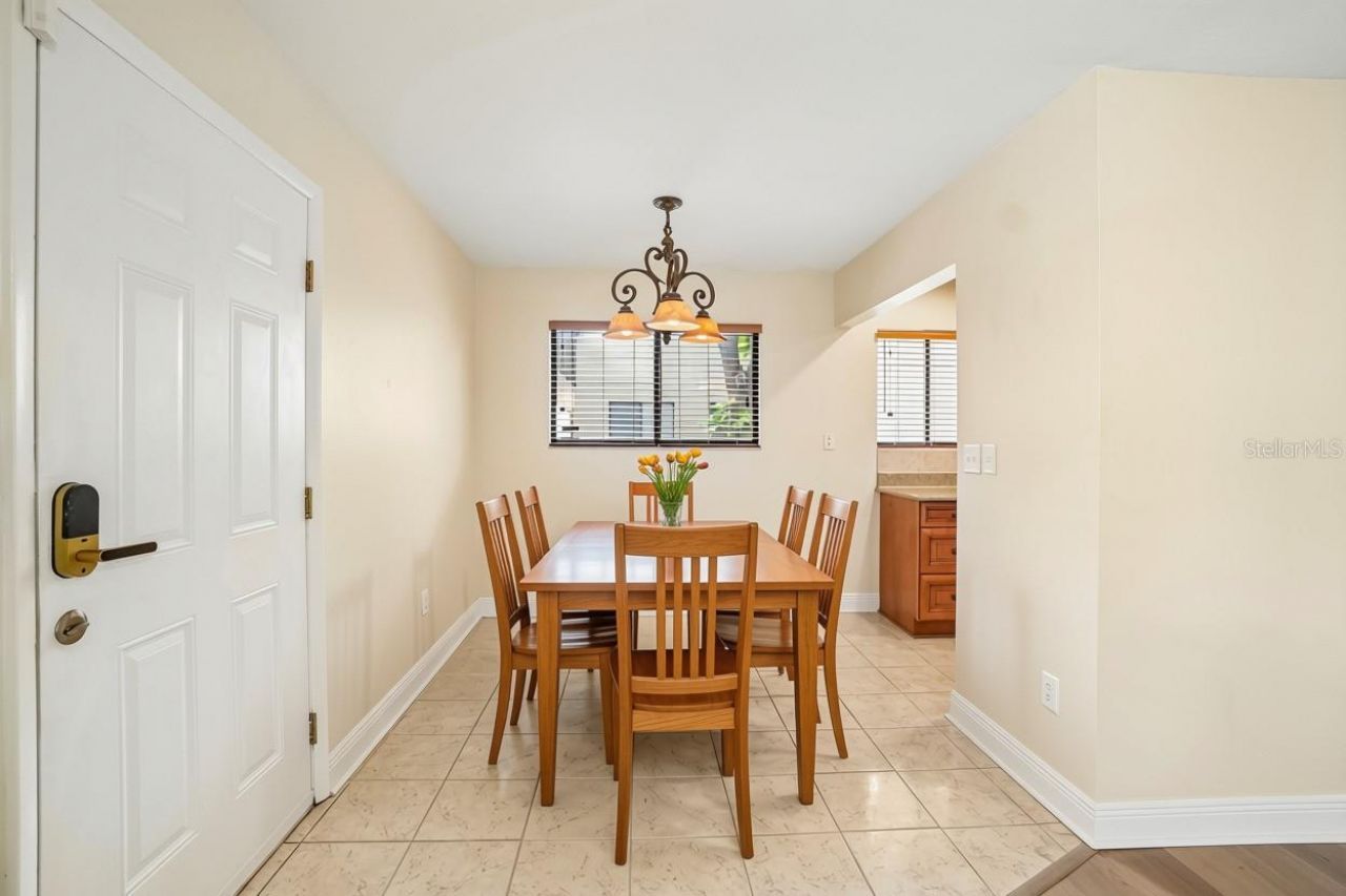 11722 Raintree Lake Lane, Unit C, Temple Terrace, FL 33617 Photo