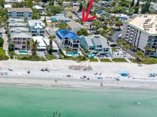 2700 GULF BOULEVARD, Unit 2, INDIAN ROCKS BEACH, FL 33785