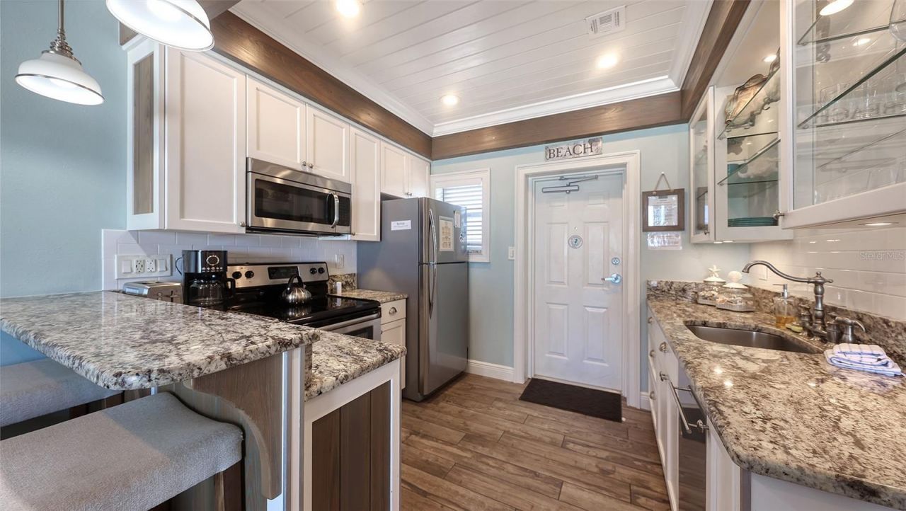 3453 Gulf Of Mexico Drive, Unit 237, Longboat Key, FL 34228 Photo