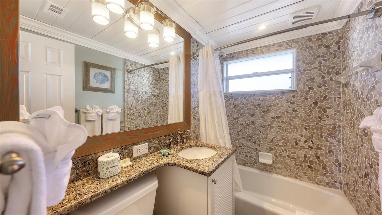 3453 Gulf Of Mexico Drive, Unit 237, Longboat Key, FL 34228 Photo