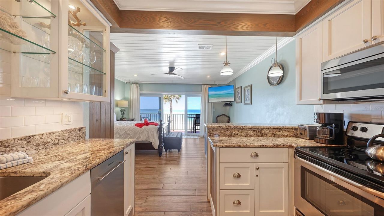 3453 Gulf Of Mexico Drive, Unit 237, Longboat Key, FL 34228 Photo