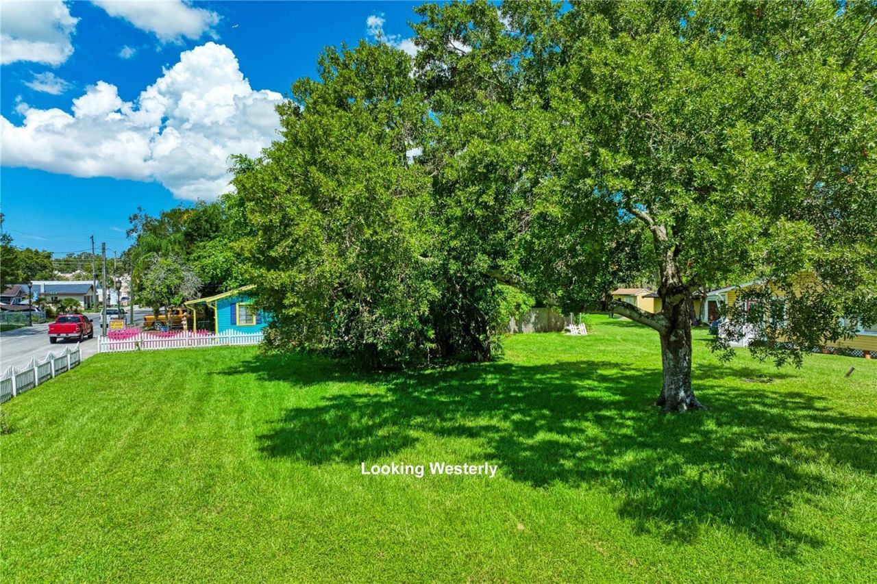 1018 12th Street W, Bradenton, FL 34205 Photo