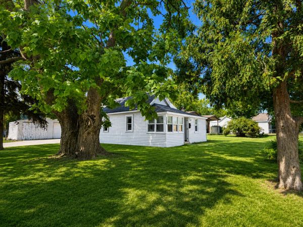 1155 S 7th Street, DeKalb, IL 60115