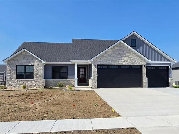 324 George Bush Boulevard, Troy, IL 62294