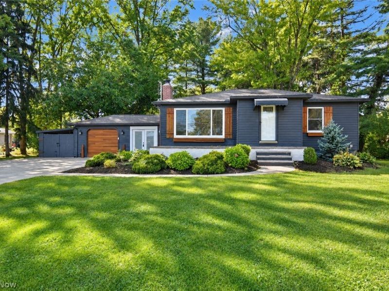 11924 Abbey Road, North Royalton, OH 44133 Photo 1