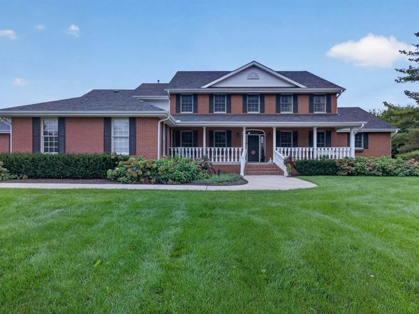 609 Spring Creek Road, ROCKFORD, IL 61114
