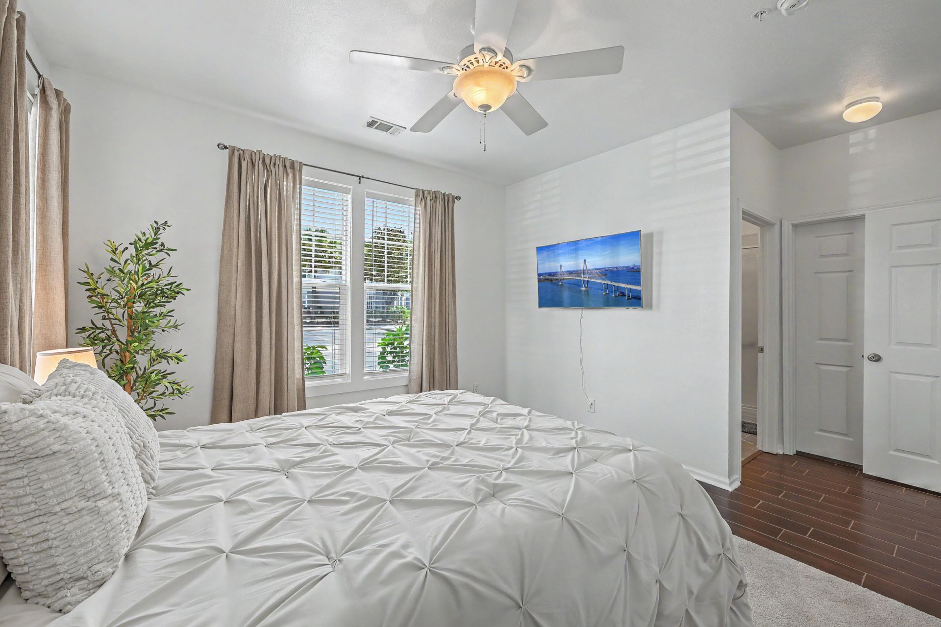 130 River Landing Drive Photo 17