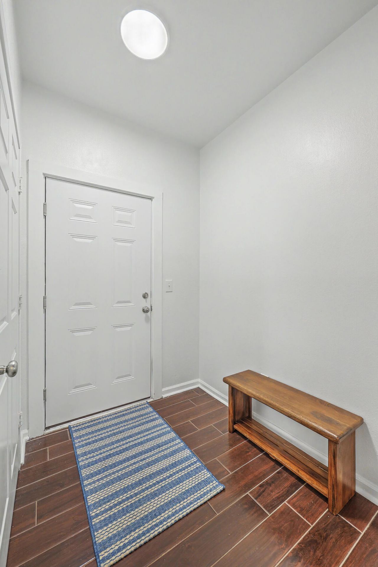 130 River Landing Drive Photo 5