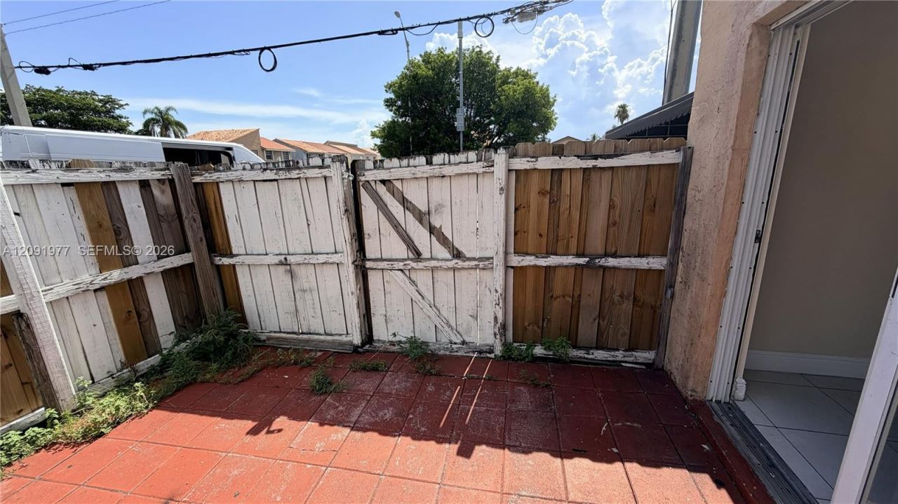 5461 W 24th Ave, Unit 18, Hialeah, FL 33016 Photo