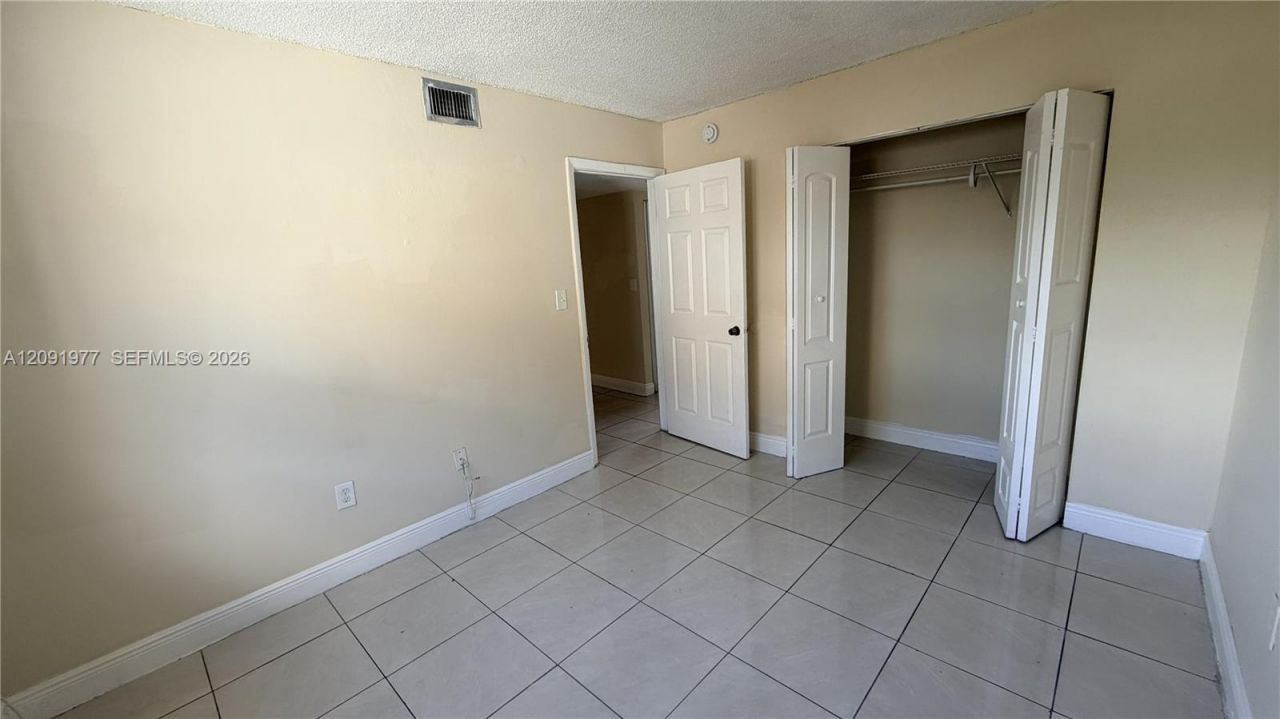 5461 W 24th Ave, Unit 18, Hialeah, FL 33016 Photo