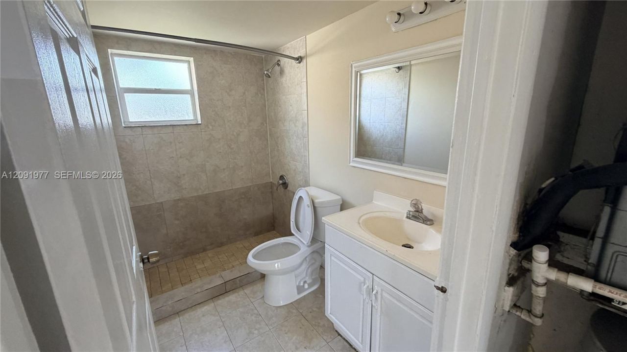 5461 W 24th Ave, Unit 18, Hialeah, FL 33016 Photo